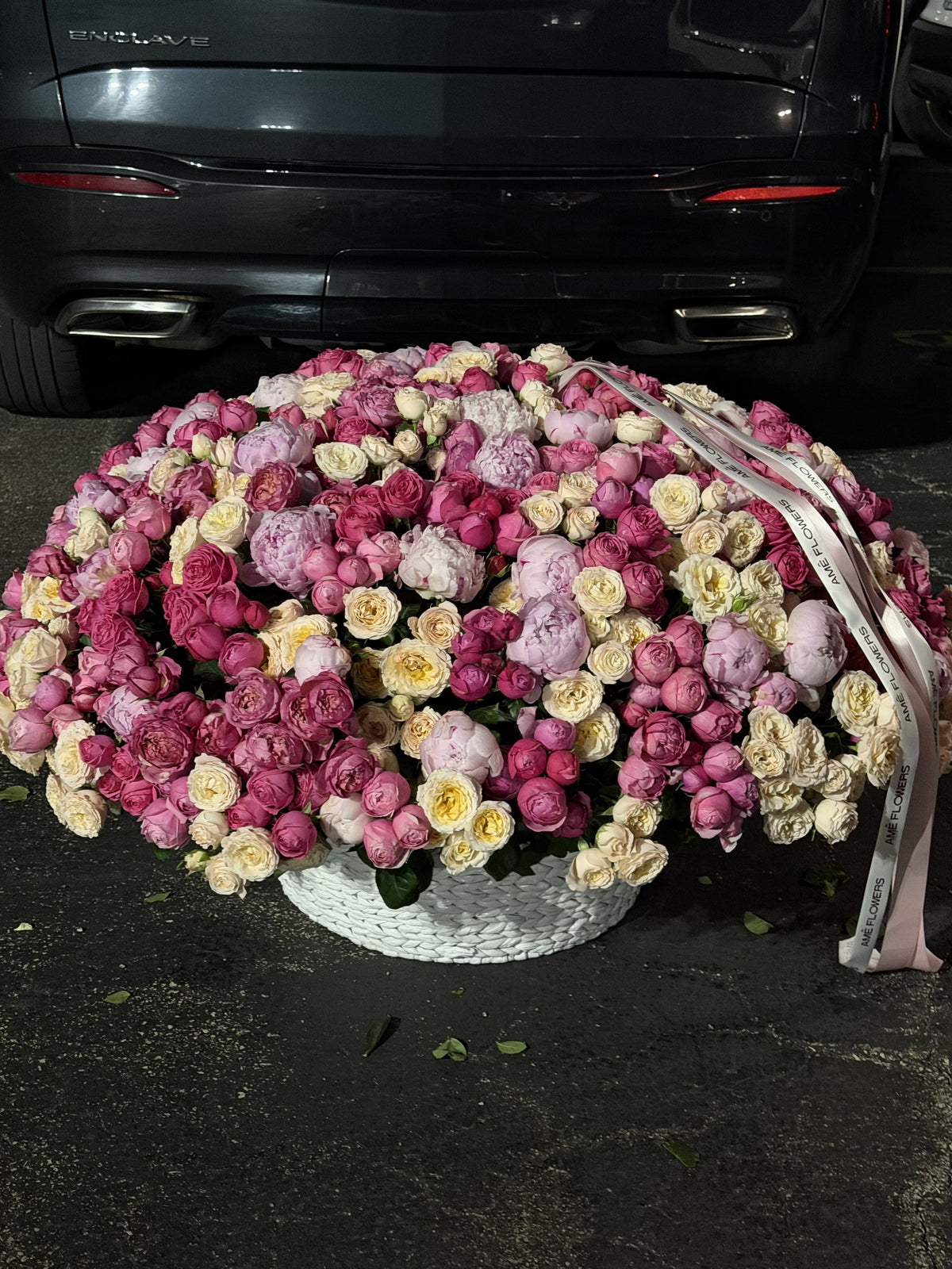 Main Character XXXL Basket — Blush Pink Garden Roses · Floral Baskets by Ame Flowers