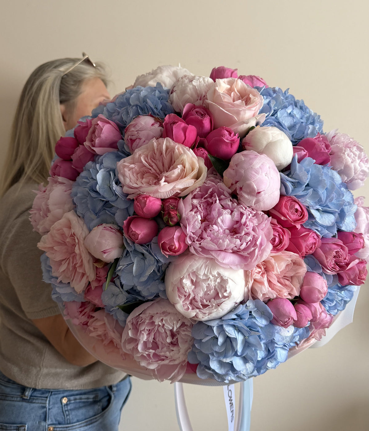 Mon Chéri — Blush Blue Garden Roses · Mix Bouquets by Ame Flowers