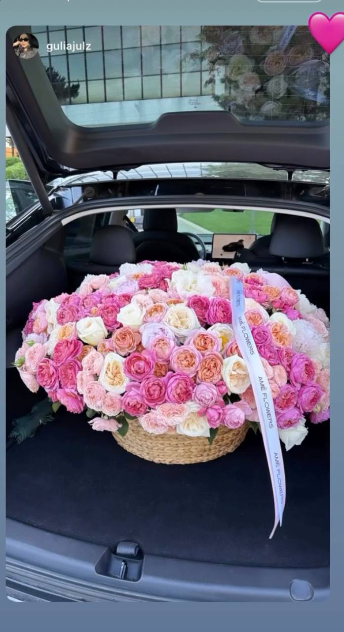 Customer bouquet from Âme Flowers