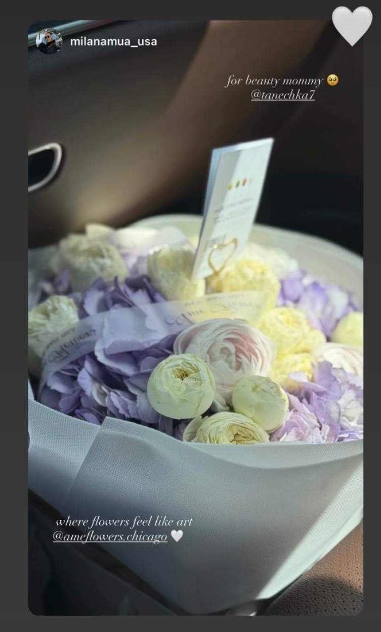 Customer bouquet from Âme Flowers